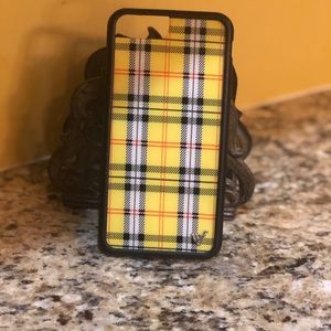 Wildflower 8 plus case for iPhone